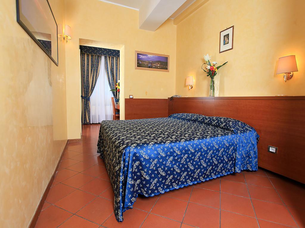 Casa Di Santa Francesca Romana A Ponte Rotto Pokoj fotografie