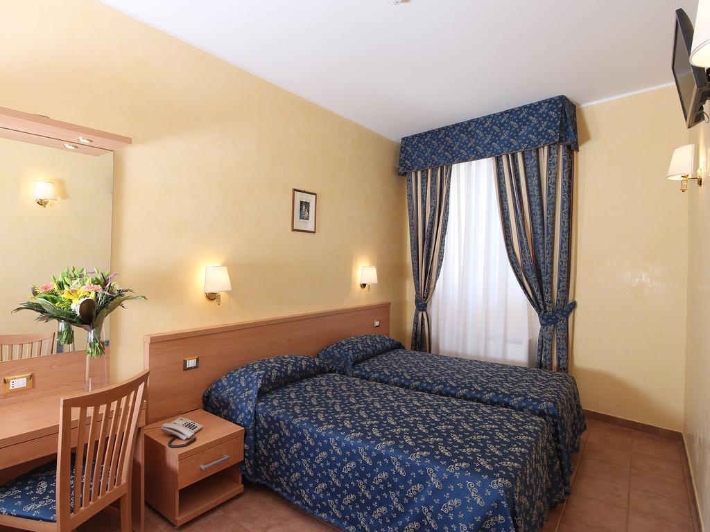 Casa Di Santa Francesca Romana A Ponte Rotto Pokoj fotografie