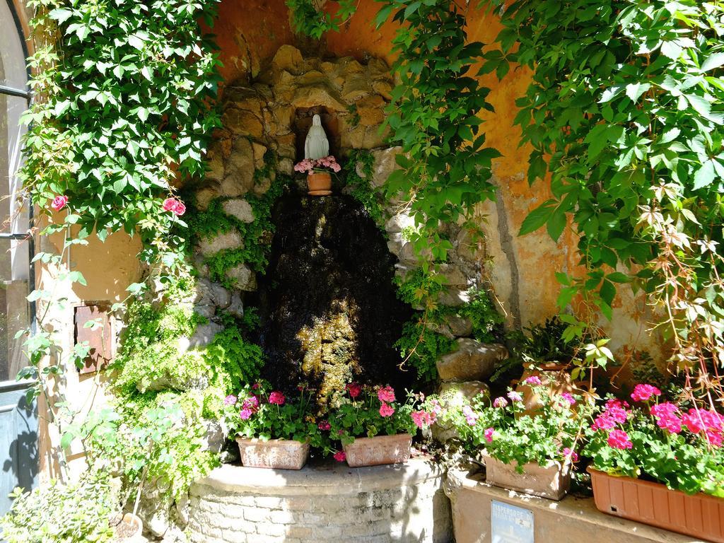 Casa Di Santa Francesca Romana A Ponte Rotto Exteriér fotografie